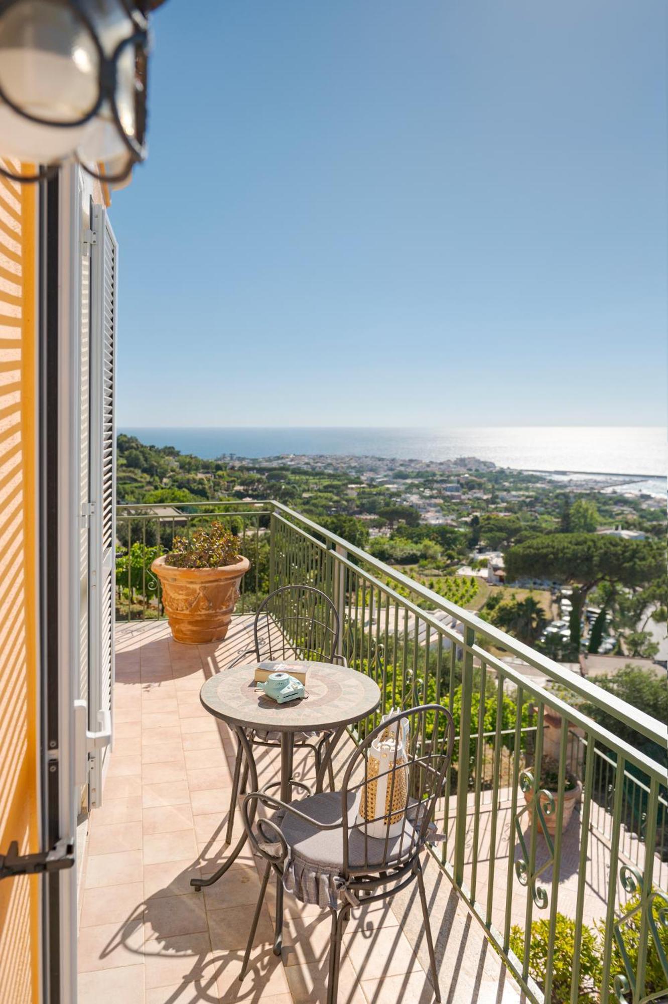 فندق Poggio Del Sole Forio di Ischia المظهر الخارجي الصورة