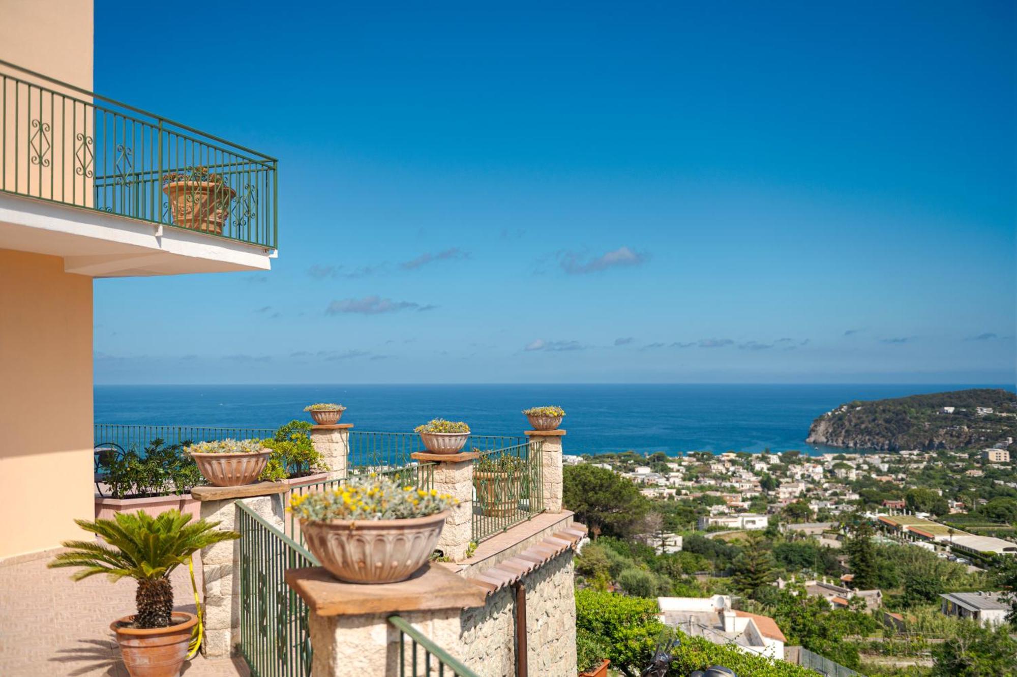 فندق Poggio Del Sole Forio di Ischia المظهر الخارجي الصورة